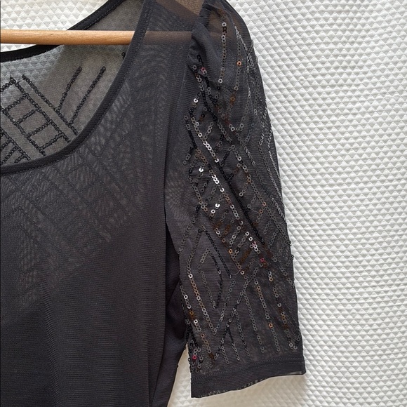 White House Black Market Fitted Black Sequin Blouse - Picture 6 of 7